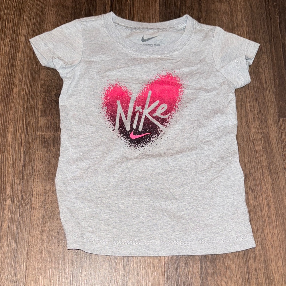 Nike Kids Gray Tee with Pink Heart Graphic